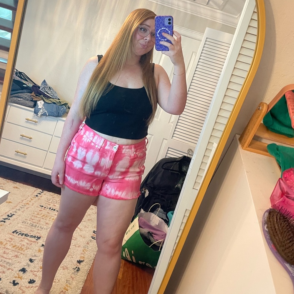 Pink Tie-Dye Women's Shorts